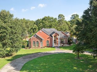 8224 Beechwood Dr, Denham Springs, LA 70706