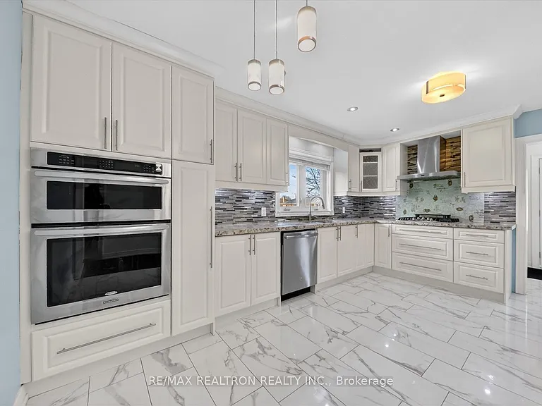 80 Waringstown Dr — Photo 7