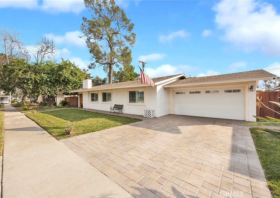 1st image of 944 Sierra Blanca Dr