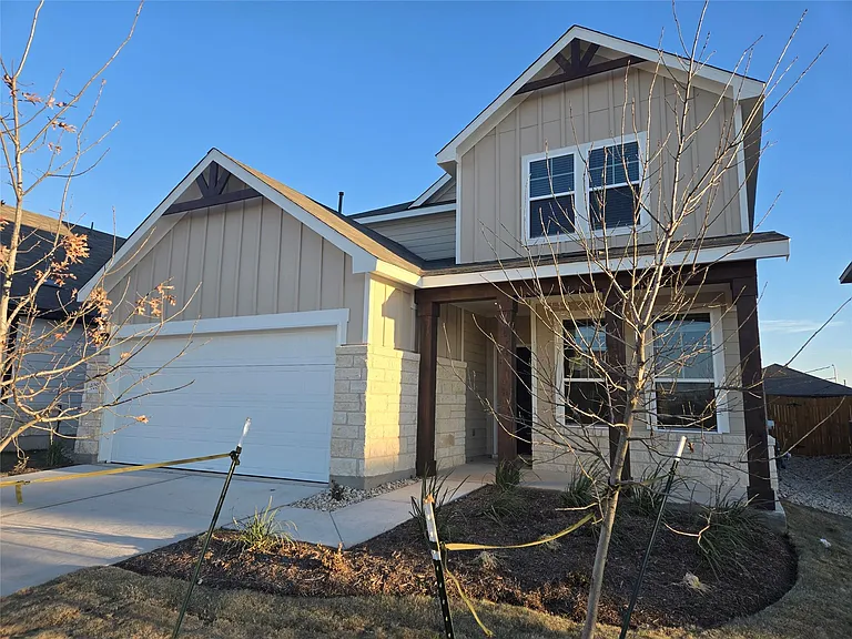 408 Acuff Ln — Photo 5