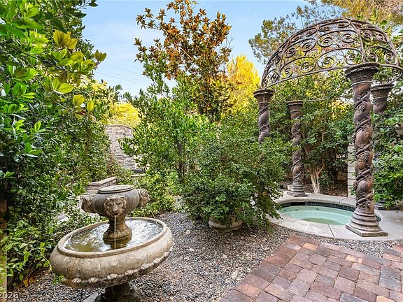 2nd image of 3001 Astoria Pines Cir