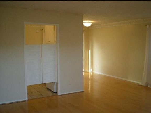 2nd image of 4810 Cobb Dr