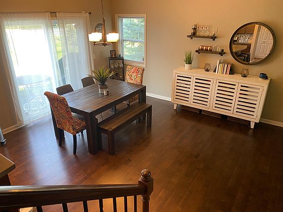 2nd image of 2648 Vierling Dr E