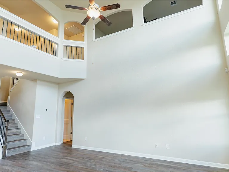 7993 Arezzo Dr — Photo 8