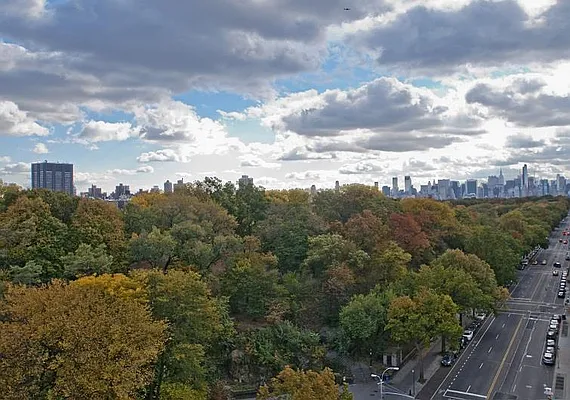 Rented by Buchbinder & Warren | media 54