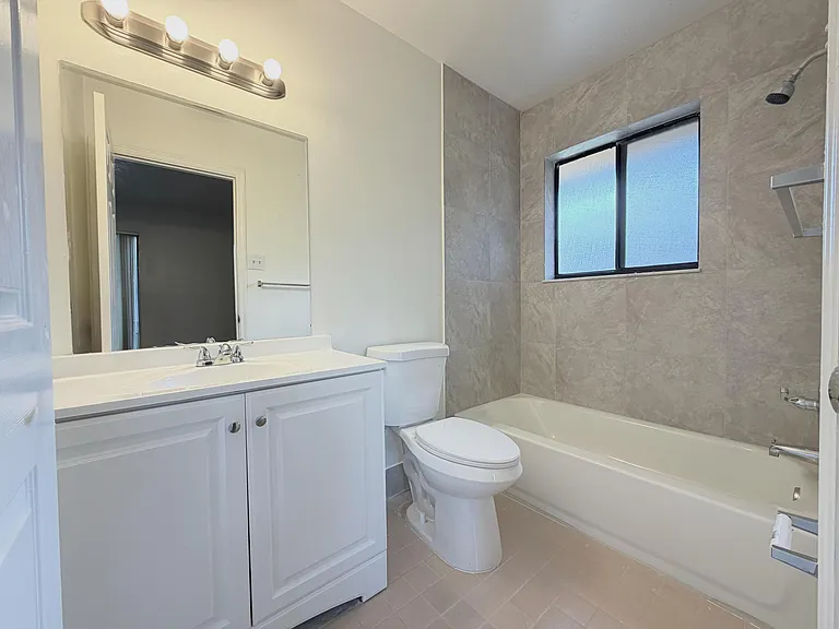 3120 Collin Dr #B — Photo 3