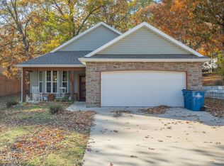 1704 Susan Pl, Neosho, MO 64850