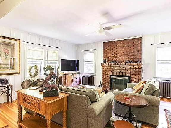 5th image of 145 Route 32a House 1