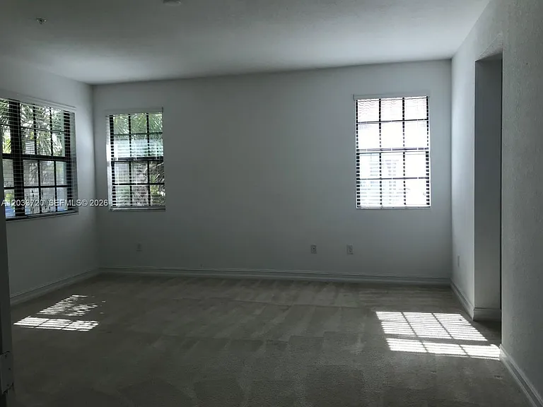 11324 SW 15th St #11324 — Photo 16