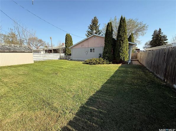 1150 Francis STREET, Moose Jaw, SK S6H 3B7