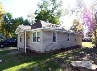 78 Carrie St, Sparta, MI 49345