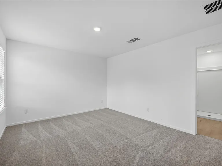 2509 Guineas Ln — Photo 9