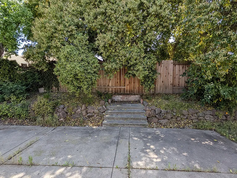 4717 Durham Ct — Photo 19