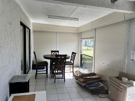 5th image of 8110 NW 100th Drive #8110
