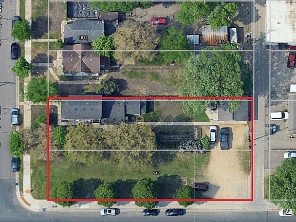 2nd image of 917 18th Ave NE