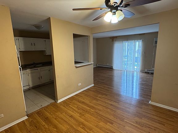 4th image of 4043 Bonhill Dr Unit 1B