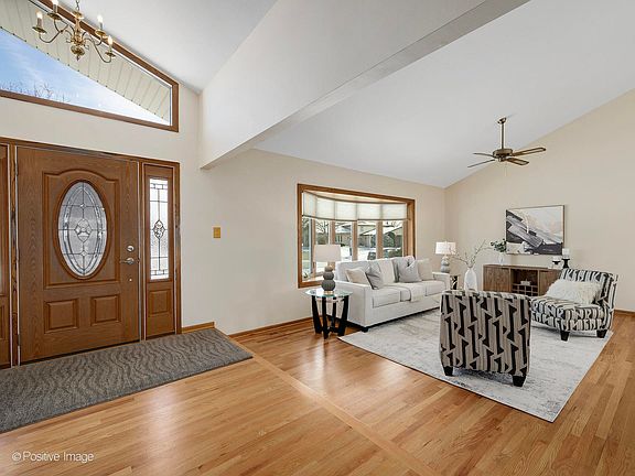 3rd image of 14138 Terry Dr