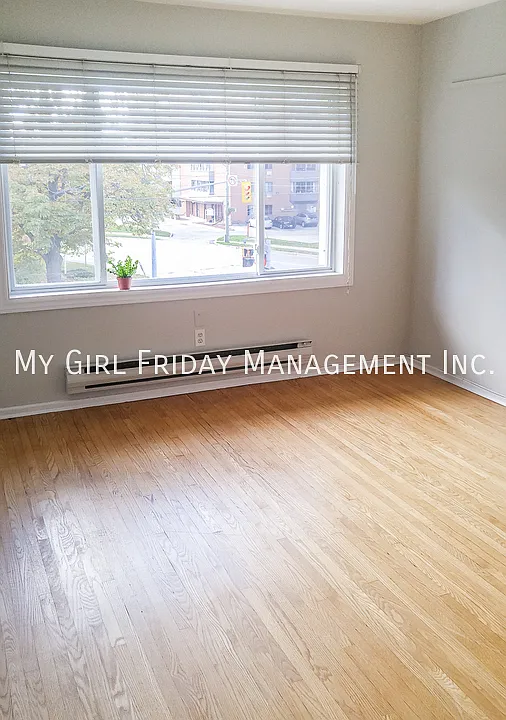 58 Albert St #5