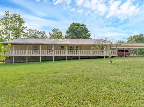 25 River Dr, Alderson, WV 24910