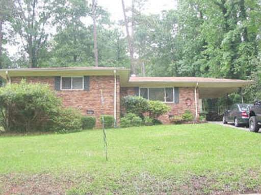 2nd image of 3297 Louise Pl