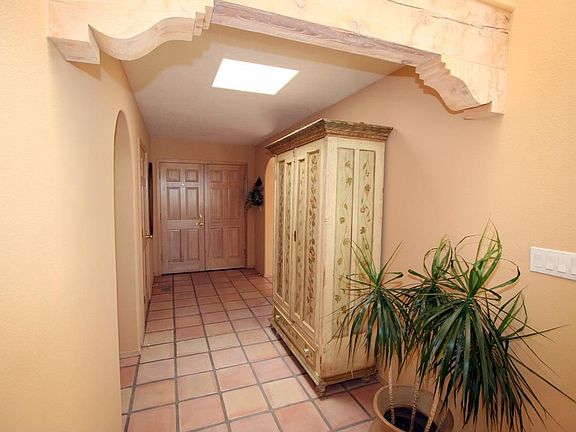 5th image of 2775 Wolfberry Pl NE