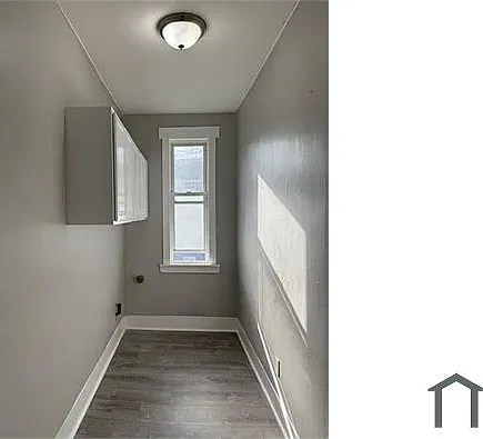 78 Waverly St #3R — Photo 4