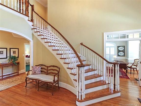 2nd image of 6931 Ancient Oak Ln