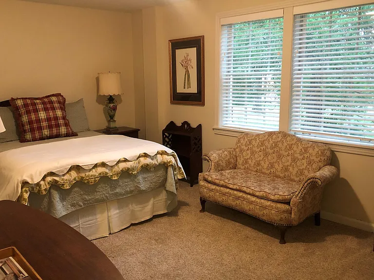 6820 Cloudland Dr — Photo 14