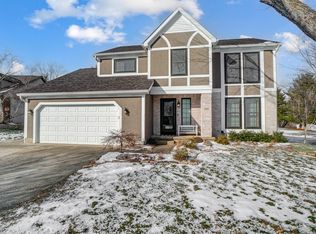 6189 Brookmeade Cir, Grove City, OH 43123