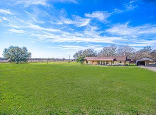 11645 County Road 2404, Seven Points, TX 75143