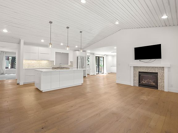4th image of 2204 NW Marken St