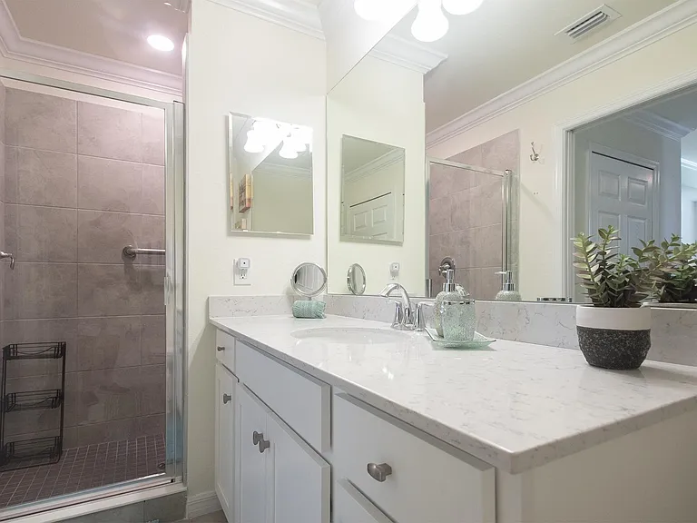 17810 Gawthrop Dr #201 — Photo 12