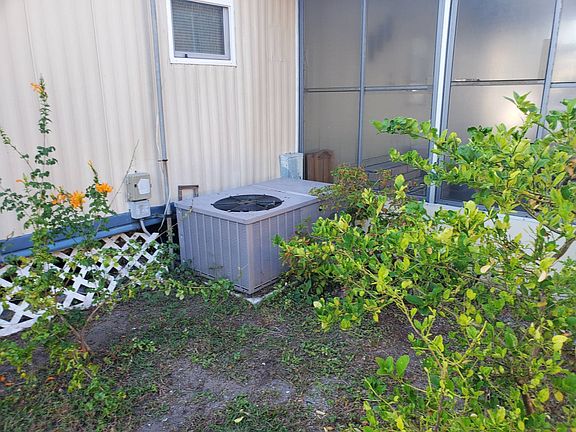 4th image of 12840 Seminole Blvd Lot 30