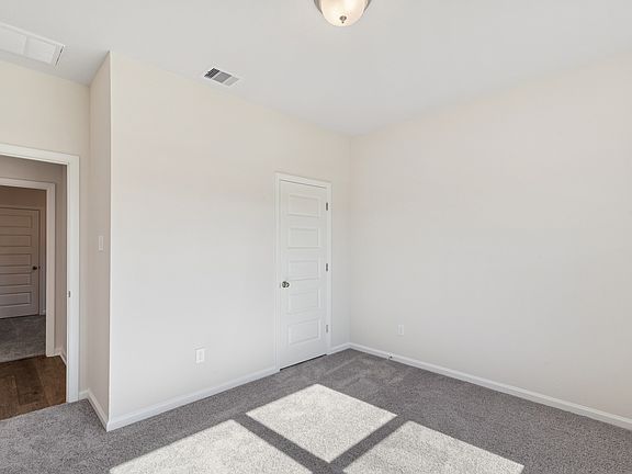 The Crawford- Bed 2. Sample image for illustration upgrades, options, and colors may vary.