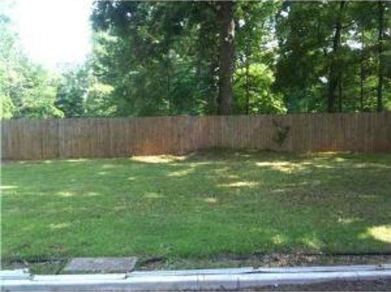 2nd image of 933 River Oaks Dr
