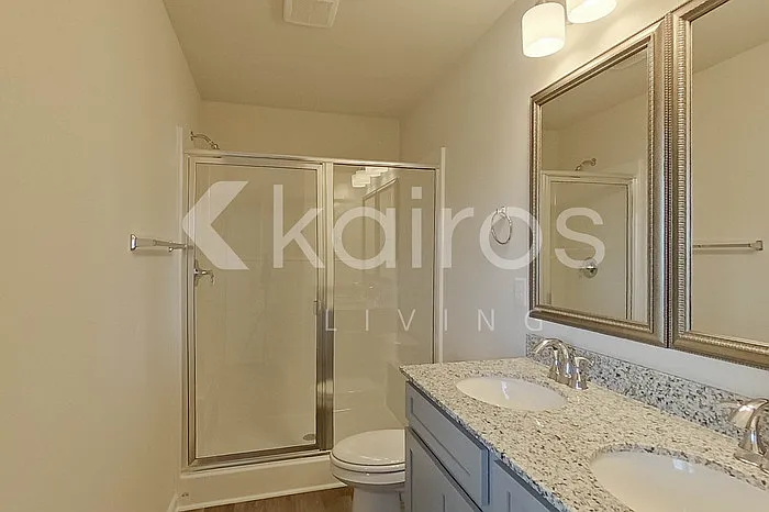 2097 Banyon Cir — Photo 13