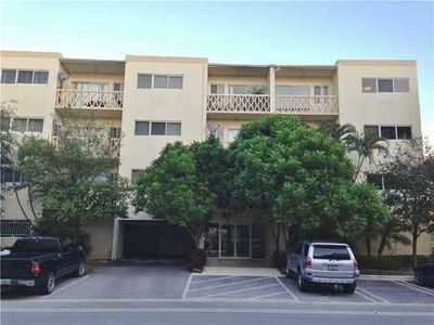 10001 W Bay Harbor Dr APT 401, Bay Harbor Islands, FL, 33154