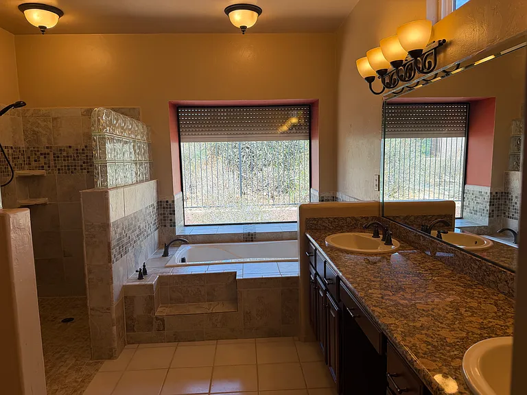 1341 E Rams Hill Dr — Photo 23