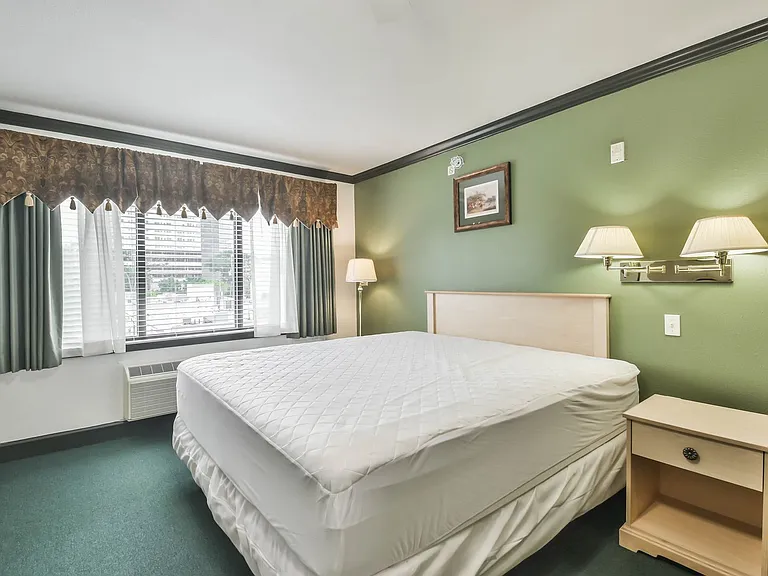 1025 Swanson St — Photo 121