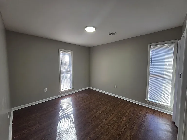 5787 Northland Dr — Photo 16