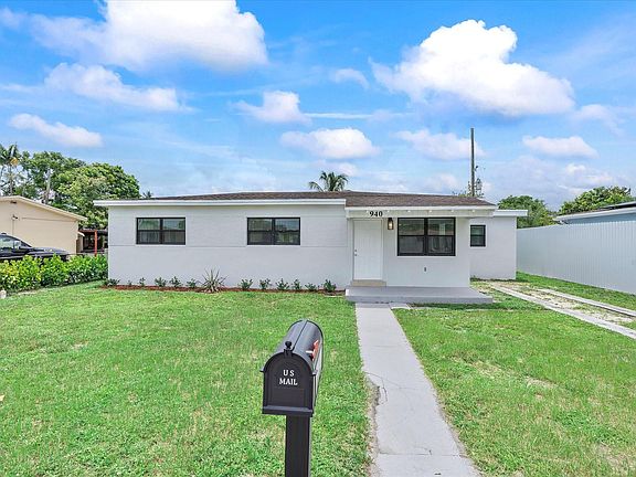 2nd image of 940 Oriental Boulevard