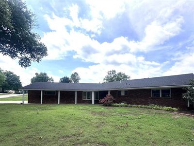 2400 Mockingbird Ln, Ponca City, OK, 74604