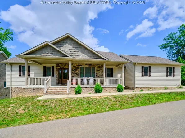 495 Double Eagle Dr, Charleston, WV 25314