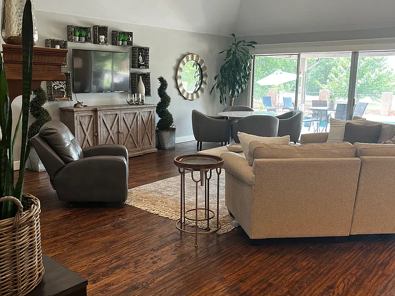 523 Fairway Dr — Photo 11