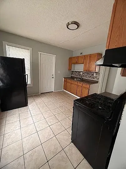 141 County Street 2 #2 — Photo 1
