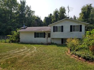 13656 Wolkins Rd, Buchanan, MI 49107