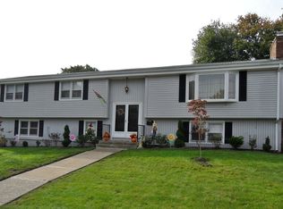 111 Plymouth Rd, East Providence, RI 02914