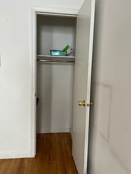 Rented by R New York