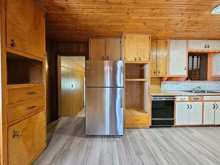 809 Evetts Rd — Photo 3