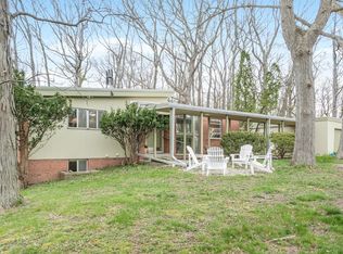 2580 Craig Rd, Ann Arbor, MI 48103